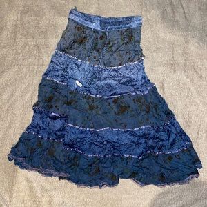 Long blue floral skirt y2k size M